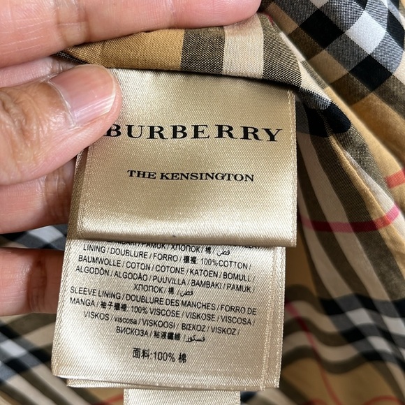Burberry Short-length Kensington Heritage Trench Coat Men's size 44 in Honey NWT - Picture 10 of 16
